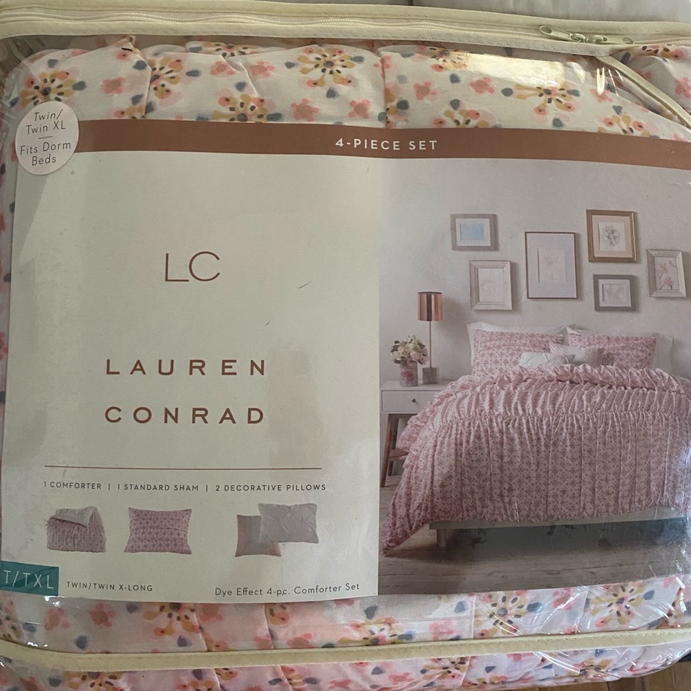 Brand new comforter set.